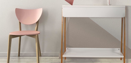 konzoly se zásuvkami