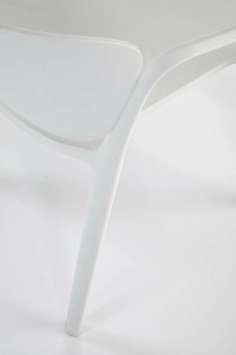 Bílá jídelní a zahradní židle Nadine z plastu, moderní, stohovatelná s područkami