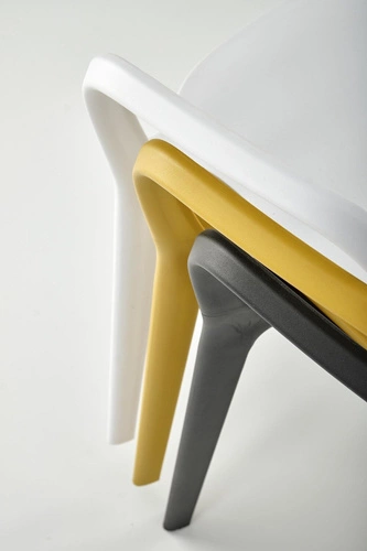 Bílá jídelní a zahradní židle Nadine z plastu, moderní, stohovatelná s područkami