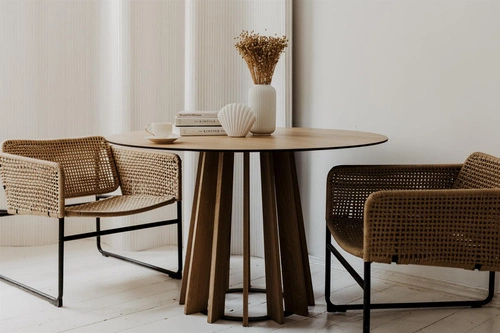 Jídelní kulatý stůl Tavle 145 cm dub přírodní moderní na jedné noze NORDIFRA