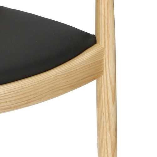 Dřevěná jídelní židle President inspirovaná Kennedy s područkami v přírodní barvě D2.DESIGN