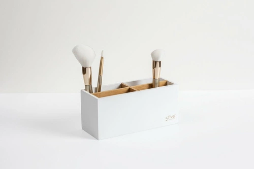 Bambusový organizér na kosmetiku Natureo se 4 přihrádkami bílý do koupelny nebo na toaletní stolek 5five