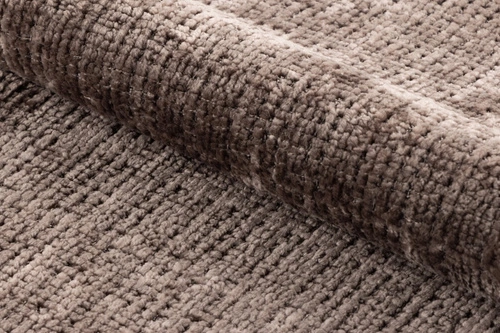 Čalouněná jídelní židle s područkami Actona Darlene hnědá na kovových nohách