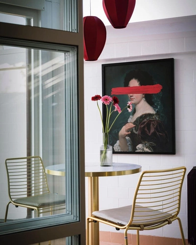 Kovová zahradní židle Summer SCAB Design zlatá s polštářem moderní na zahradu a terasu