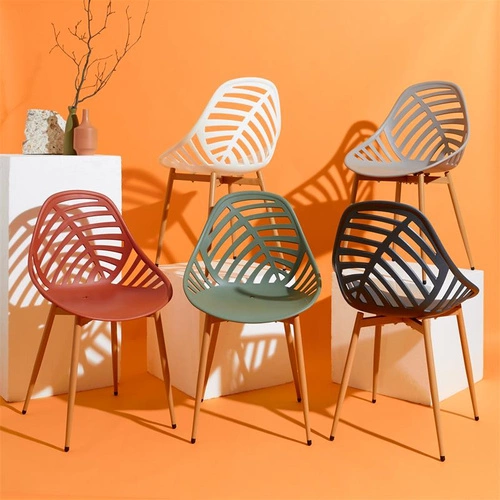 Jídelní a kuchyňská židle Alameda bílá Intesi moderní z plastu a kovu na zahradu