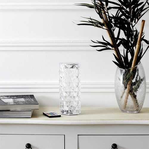 LED noční lampička Crystal Intesi glamour s dálkovým ovládáním 12 barev do ložnice a obýváku 21,5 cm
