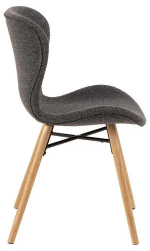 Čalouněná jídelní židle Batilda Actona antracitová skandinávská s dubovými nohami