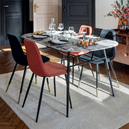 Čalouněná jídelní židle Tyka černá Atmosphera moderní s kovovými nohami