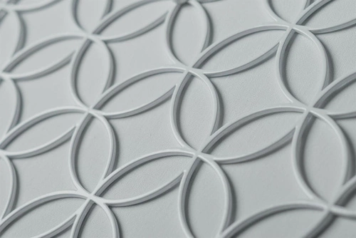 Bílý kovový nástěnný věšák Holo M POLYHEDRA moderní do předsíně 55 cm