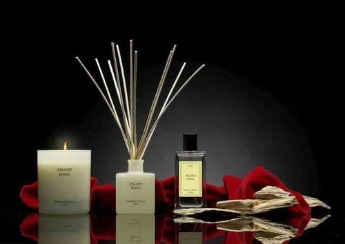 Difuzér Premium Reed 100ml. Velvet Wood