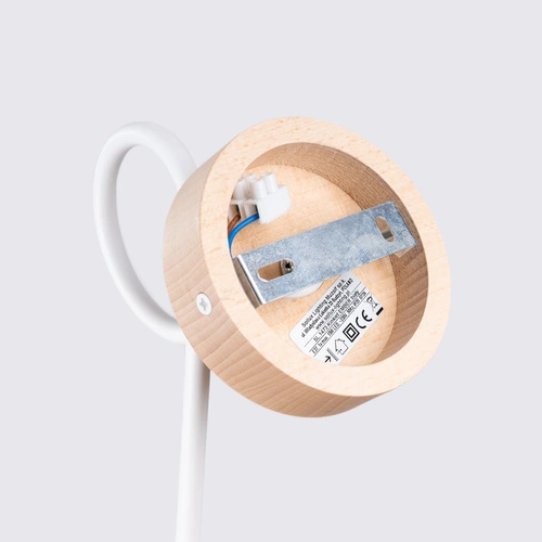 Moderní bílá dřevěná nástěnná lampa do obýváku a ložnice EMBER Sollux Lighting