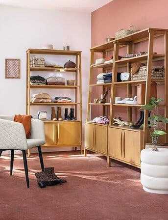 Čalouněná židle Marlo Atmosphera béžová s područkami do jídelny a obýváku moderní