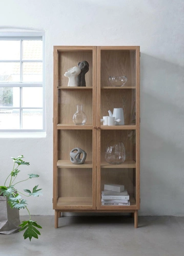 Vitrína Elba dřevěná skleněná do obýváku na knihy 190 cm přírodní dub