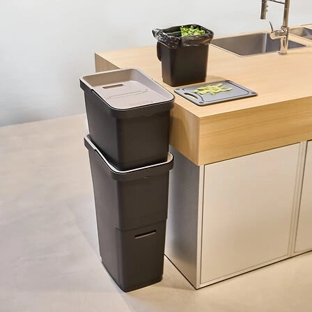 Třídicí odpadkový koš 36L Slow černý šedý plastový do kuchyně a kanceláře 5five