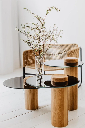 Kulatý konferenční stolek TYK 500 dubový s zrcadlovou deskou moderní do obýváku NORDIFRA