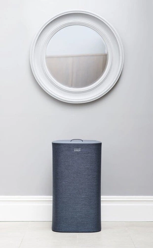 Joseph Joseph Tota moderní dvoukomorový koš na prádlo 60 l s víkem do koupelny černý