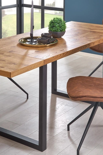 Rozkládací jídelní stůl Sarus moderní dub přírodní černé nohy 126-206x80 cm Intesi