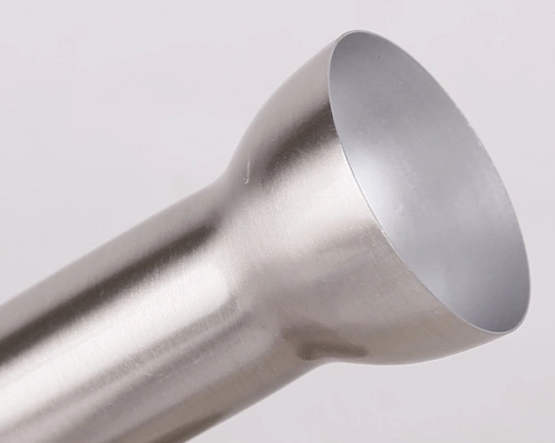 Nástěnné svítidlo Arc moderní kovové stříbrné s nastavitelným stínidlem do ložnice a obývacího pokoje CANDELLUX