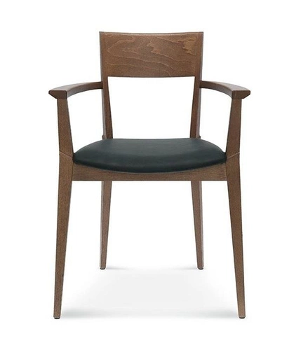 Dřevěná čalouněná židle s područkami do jídelny a obývacího pokoje na míru