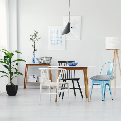 Židle Wicker Color přírodní/černá inspirovaná Wishbone