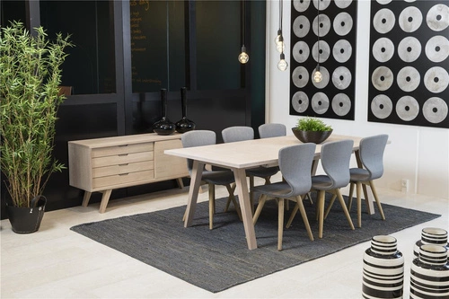 Komoda A-line bělený dub skandinávská se zásuvkami 160 cm na nožkách do obýváku Actona