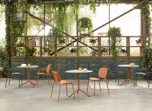 Kovová bílá židle s područkami Si-Si SCAB Design na zahradu, terasu nebo balkon