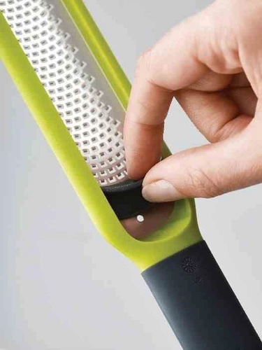 JJ - Struhadlo (zester) s čisticím prvkem zelené/grafitové