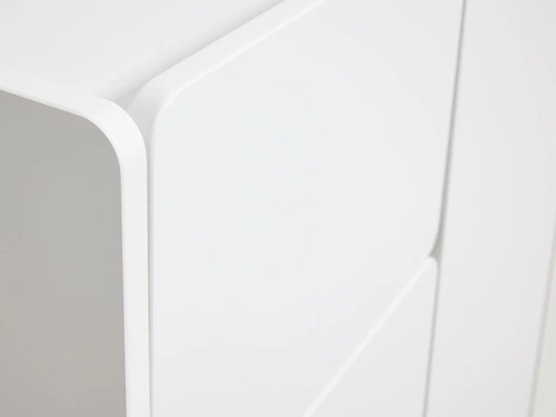 Komoda Bera bílá vysoká moderní na nožkách do obýváku 80 cm