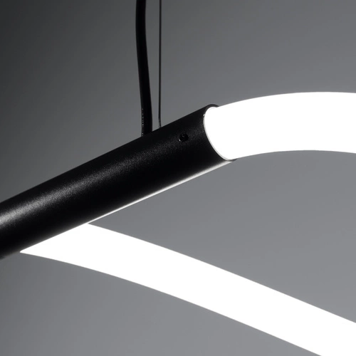 Závěsné svítidlo GALAKSE 148 černé LED nastavitelné moderní nad jídelní stůl