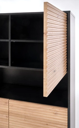 Vysoká komoda Nihala dub artisan černá loftová s frézovanými čely do obýváku 100 cm