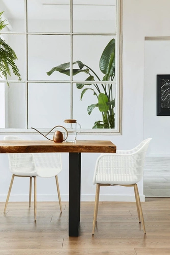 Zahradní židle Becker bílá plastová Intesi s područkami v boho stylu