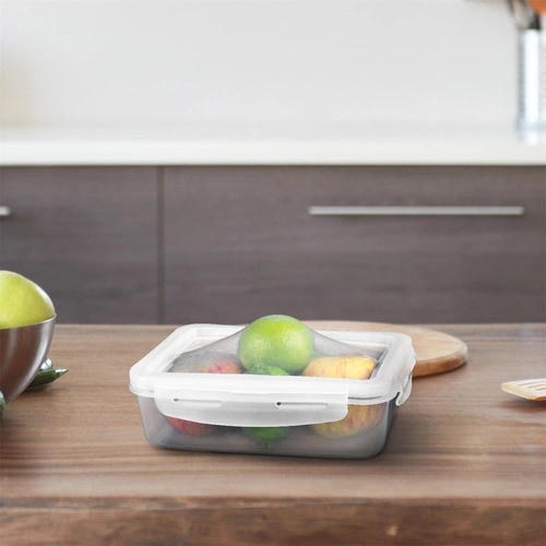 Plastový lunchbox Intesi průhledný s pružným víkem a těsným uzávěrem do práce