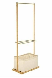 Stojanový věšák s policí a košíkem Toque přírodní bambusový do předsíně skandinávský