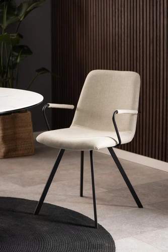 Jídelní čalouněná židle Selina Actona béžová s područkami na černých nohách