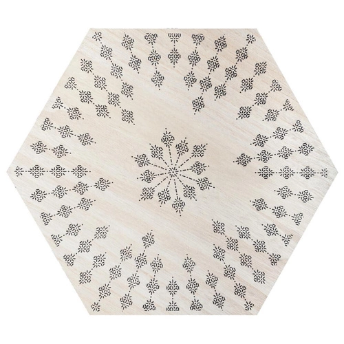 Konferenční stolek Kumis, šestihranný dřevěný s třásněmi boho do obýváku Atmosphera