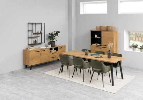 Čalouněná jídelní židle Ranja Actona glamour zelená s područkami na černých nohách