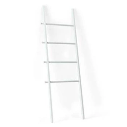 Stojanový bílý žebříkový věšák Leana moderní do předsíně nebo na ručníky Umbra