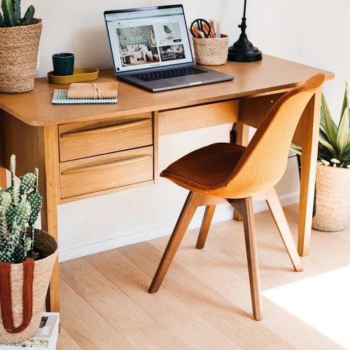 Oranžová čalouněná židle Baya