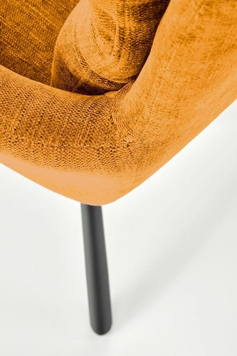 Otočená čalouněná židle Ophelia hořčicová s područkami do jídelny a obýváku moderní Intesi