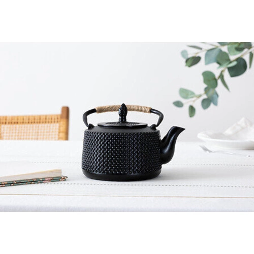 Litinová černá konvice na čaj 1 l se sítkem Flora 5five simply smart