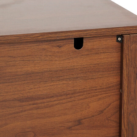 Dřevěný TV stolek Wany 140 cm japandi ořech, frézovaný, stojící do obýváku Atmosphera