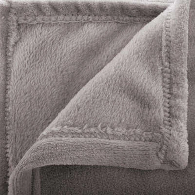 Teplá flísová deka Atmosphera šedá 130x180 cm na pohovku do obýváku