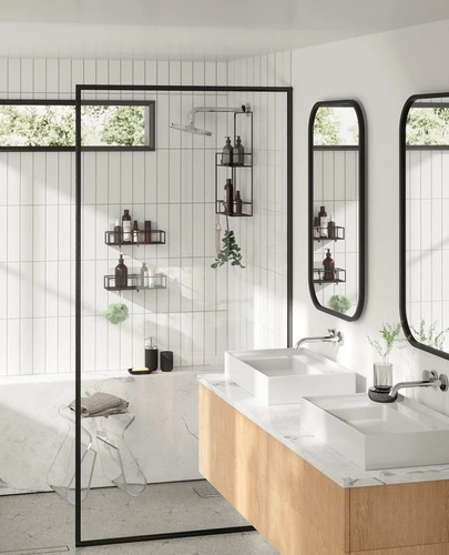 Sada moderních černých kovových nástěnných poliček Cubiko Umbra do koupelny nebo kuchyně