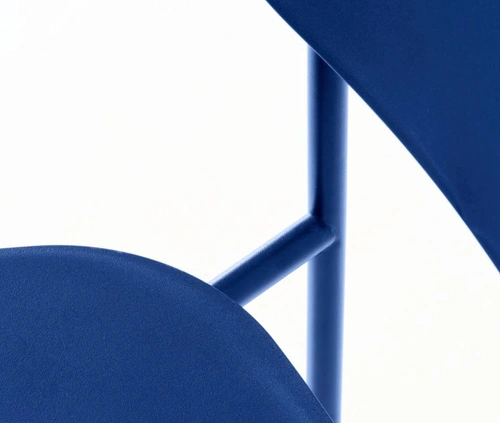Jídelní a kuchyňská židle Kirkland moderní kobaltová stohovatelná