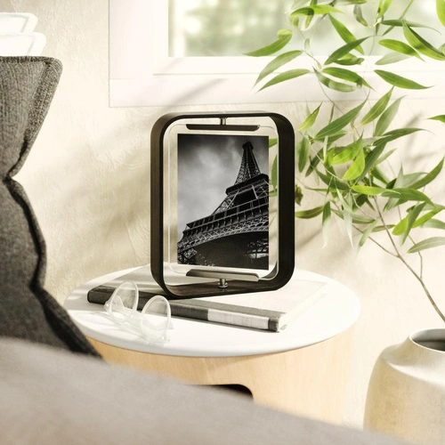 Dřevěný otočný fotorámeček 10x15 cm Bellwood černý na stůl Umbra