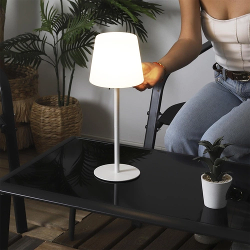 Intesi moderní bílá stolní LED lampa USB bezdrátová do obýváku a na terasu
