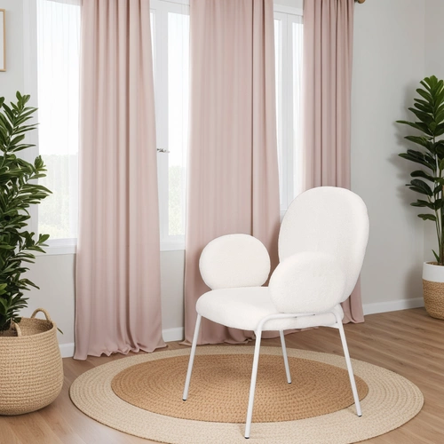 Čalouněná židle Bianco do jídelny a obýváku boho bílá s područkami boucle Intesi