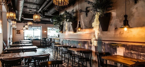 Dřevěná jídelní židle Fameg Vert retro vintage do jídelny a obýváku na míru