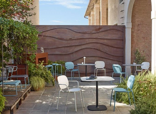 Kovová zahradní židle oranžová Si-Si SCAB Design moderní na zahradu a terasu