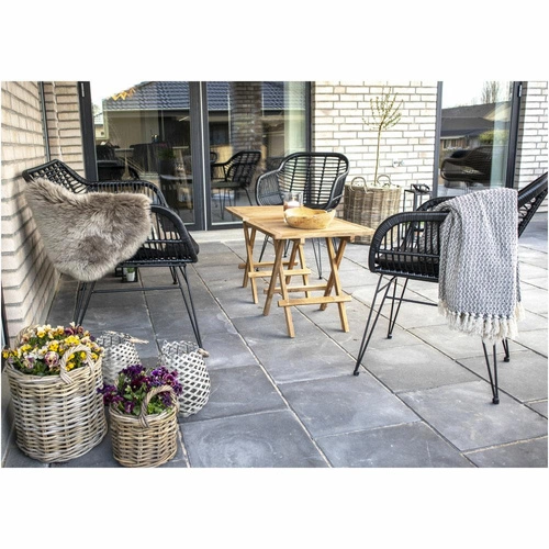 Moderní dvoumístná pohovka Trieste s područkami z černého polyratanu do obývacího pokoje a předsíně